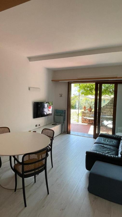 Lake View, Swimming Pool, Tennis Court And Private Parking Mezzegra Luaran gambar